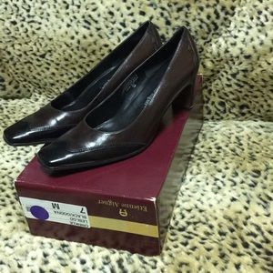 Crinkle Genuine Leather Etienne Aigner Heel